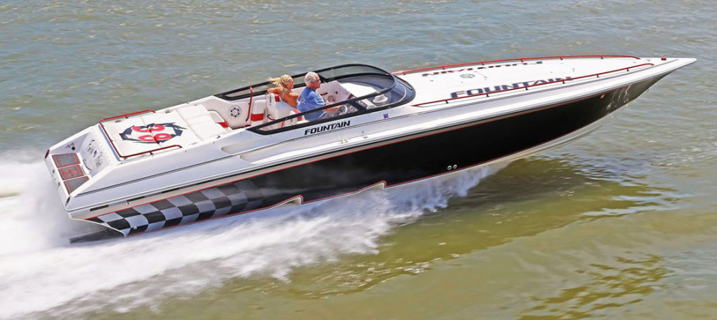 Featured Boat: 2003 Fountain Powerboats 38 Lightning