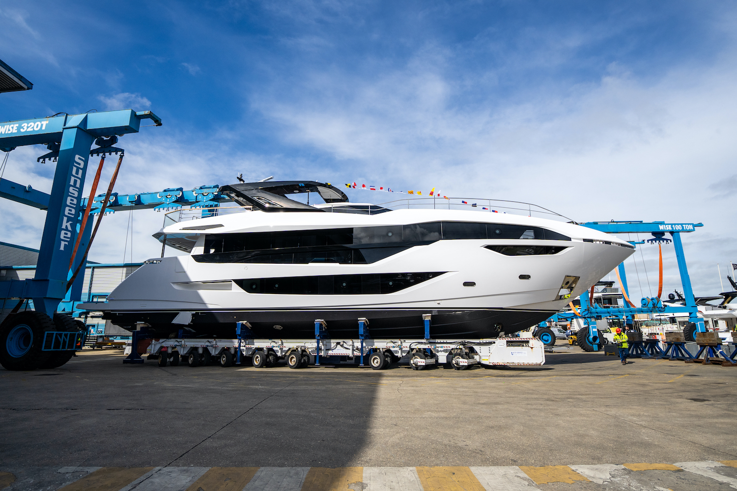Sunseeker to Debut Two Models at Cannes Yachting Festival