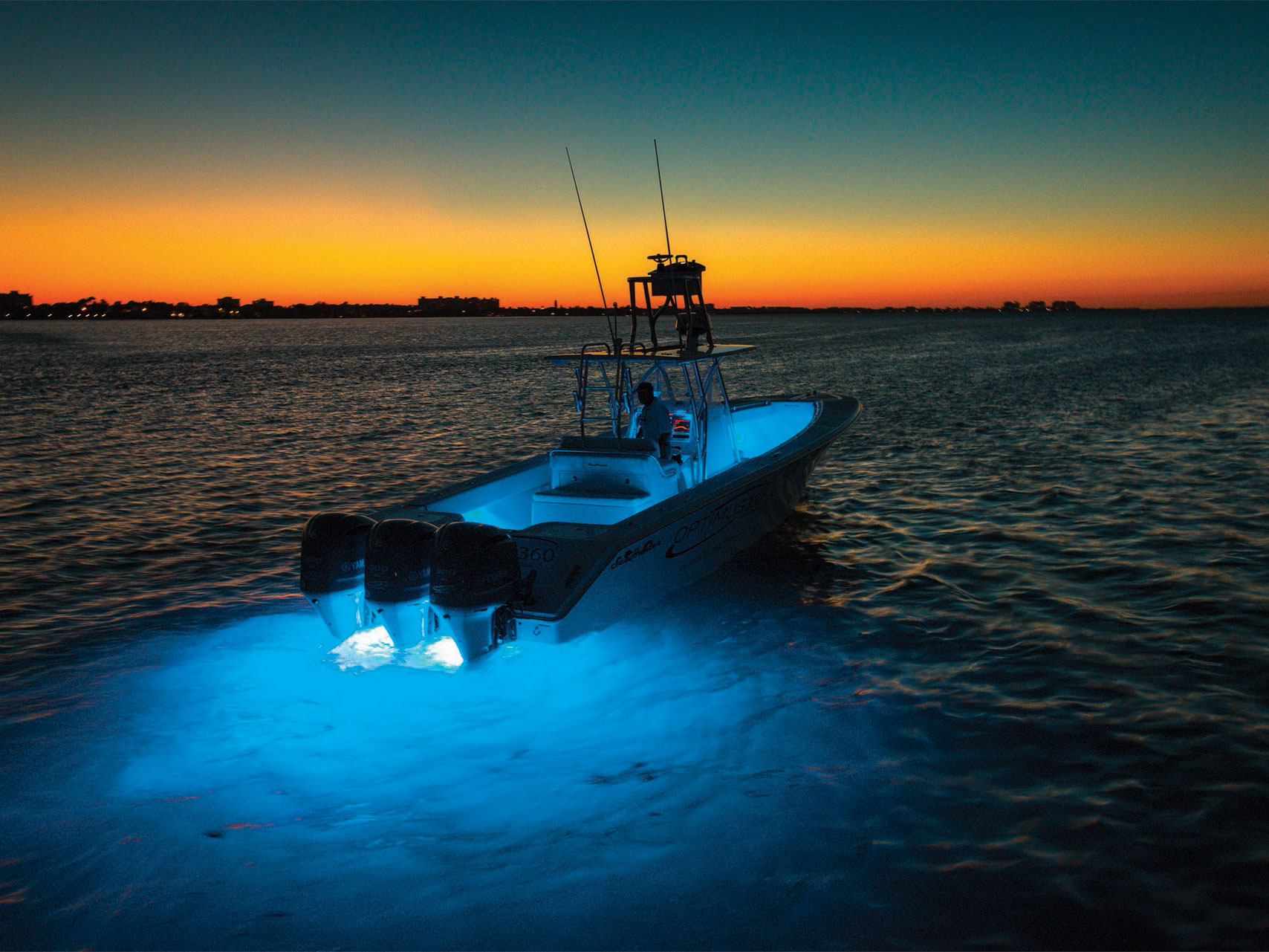Benefits of Underwater Boat Lights For Fishing at Night
