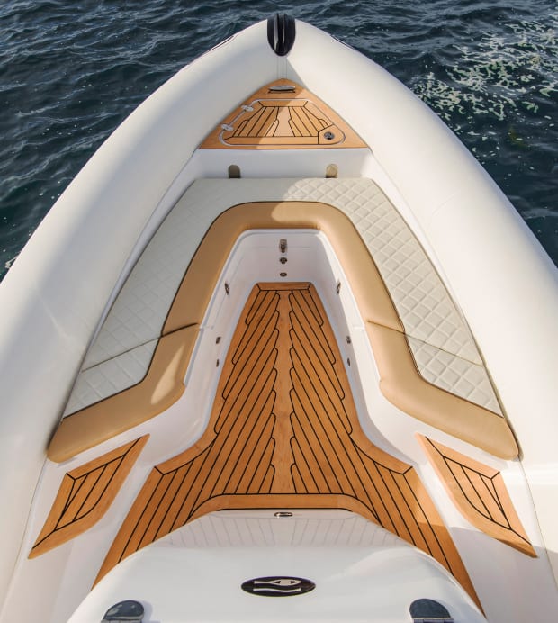The Benefits of Synthetic Teak Decks on Your Boat