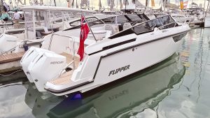 Flipper 900 DC yacht tour: On board a 50-knot Finnish flagship