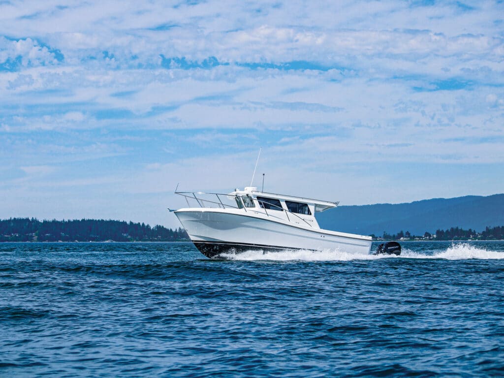 Boat Test: 2023 Ocean Sport Roamer 30