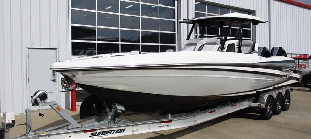 Featured Boat: 2023 Sunsation 32 CCX