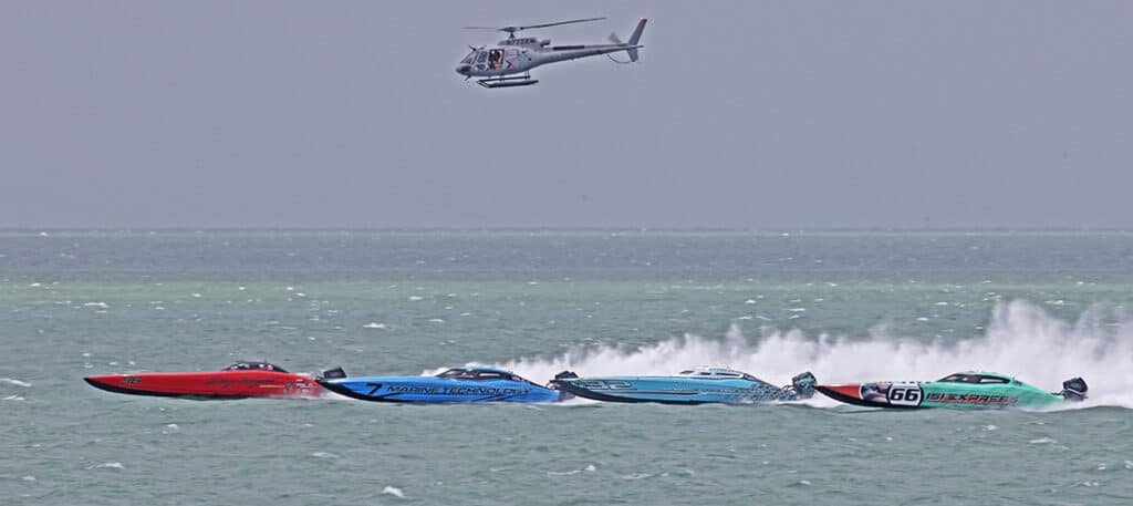 7 Mile Offshore Grand Prix Wrap Up: Wild Weather, Eight Laps and Five Crashes