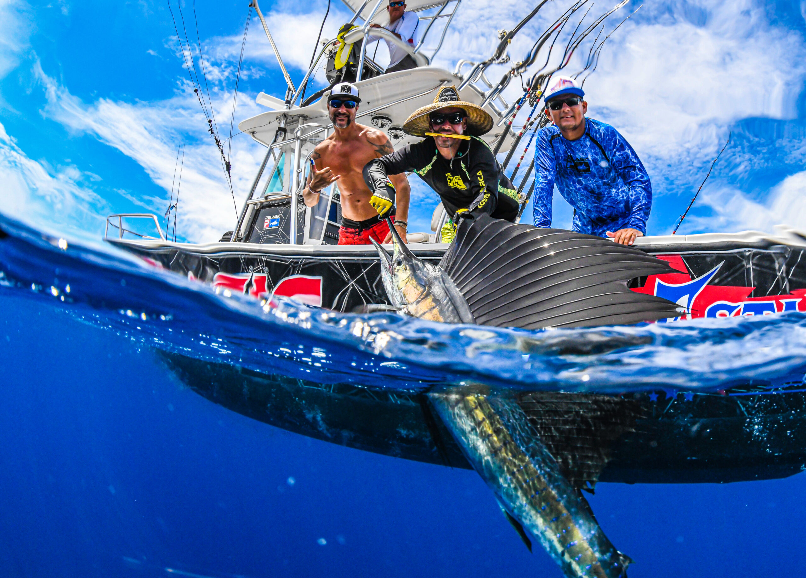 Techniques and Devices for Capturing Underwater Fishing Photos