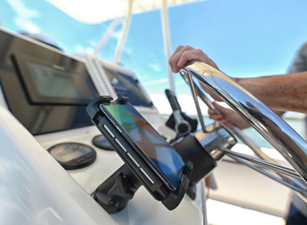How to Add Wireless Charging to Your Boat