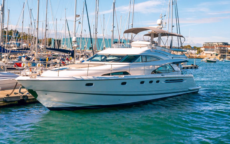 fairline-squadron-58-refit-video-setag-yachts